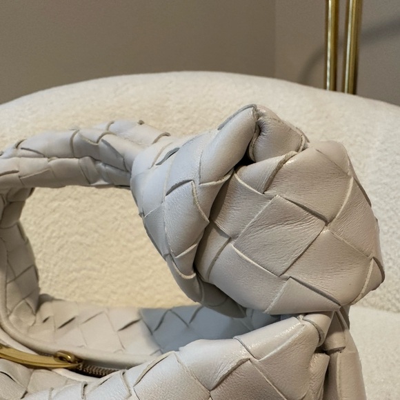 Bottega Veneta Chalk White Woven Bag - Picture 9 of 14